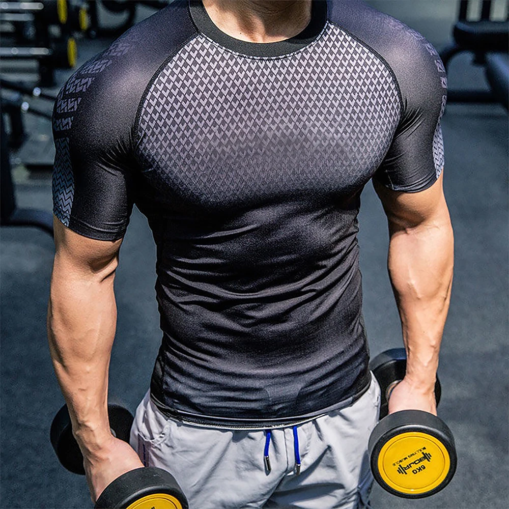 Titan spor forma erkekler spor gotik hızlı kuru sıkıştırma gömlek yaz Manga atletik gömlek Casual Tops fanila