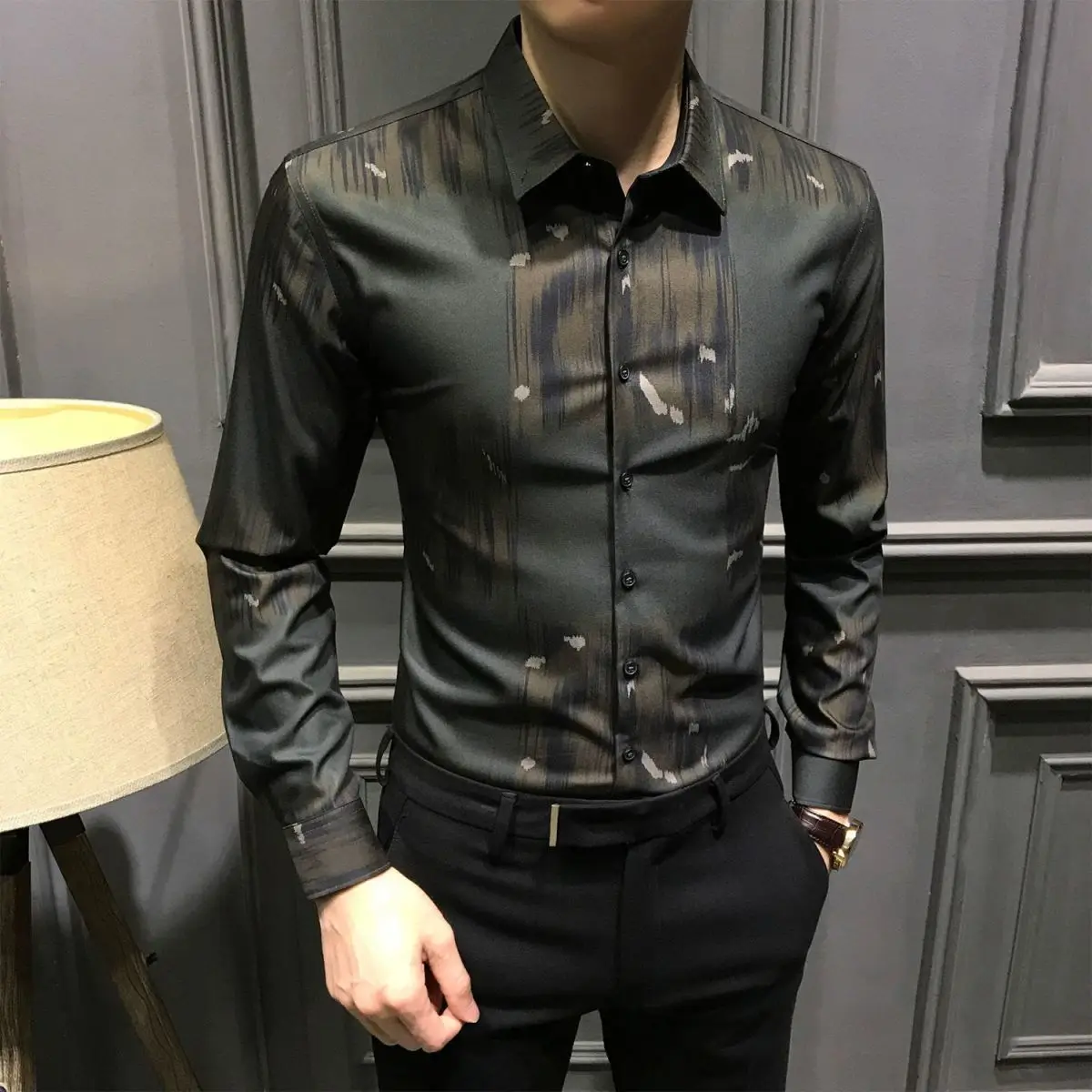 Vintage Düğmeli Turn-down Yaka Gömlek Erkek İlkbahar Sonbahar Moda Düz Renk Uzun Kollu Gömlek Erkek Giysileri Rahat Gömlek