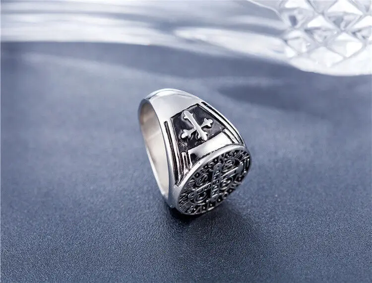 Erkek katolik St Saint Saint iç içe yüzük paslanmaz çelik şeytan çıkarma madalyası