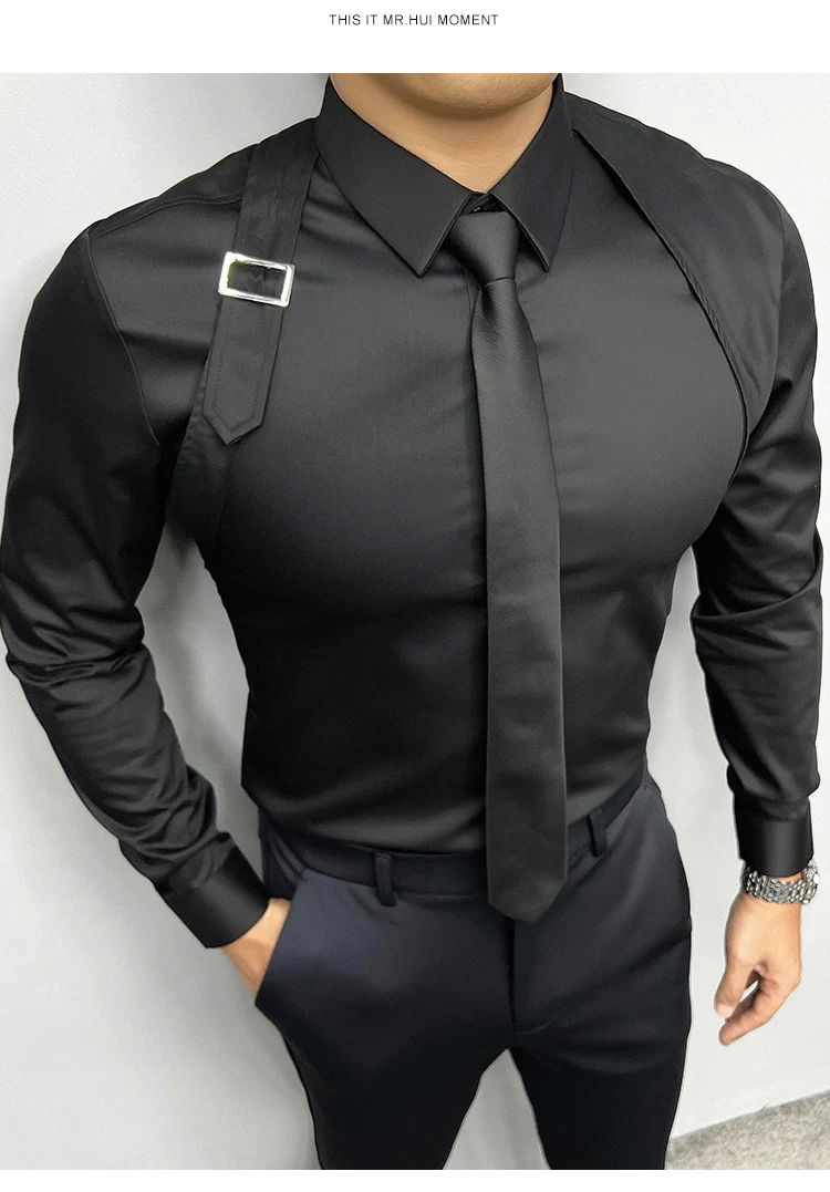 2024 Moda Omuz Askısı Ekleme Metal Düğme Tasarım Gömlek Erkekler Sosyal Smokin Elbise Gömlek Erkekler Slim Fit Uzun Kollu Gömlek