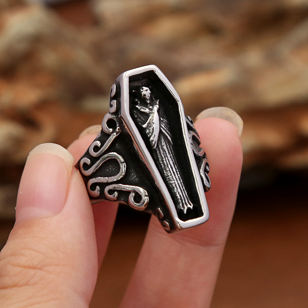 Retro benzersiz vampir kafatası yüzük erkekler için gotik paslanmaz çelik yaratıcılık tabut yüzükler motosiklet muska takı hediye toptan