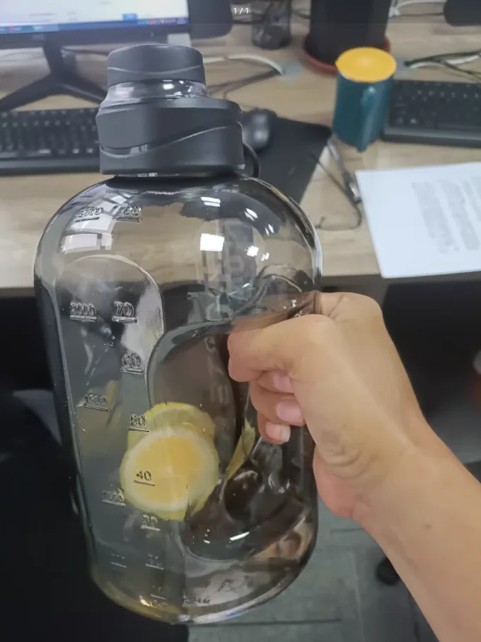 Large Capacity 2 Liter Water Bottle Sports Gym Water Kettle Camping Travel BPA Free Drinking Bottles  Portable Plastic Space Cup