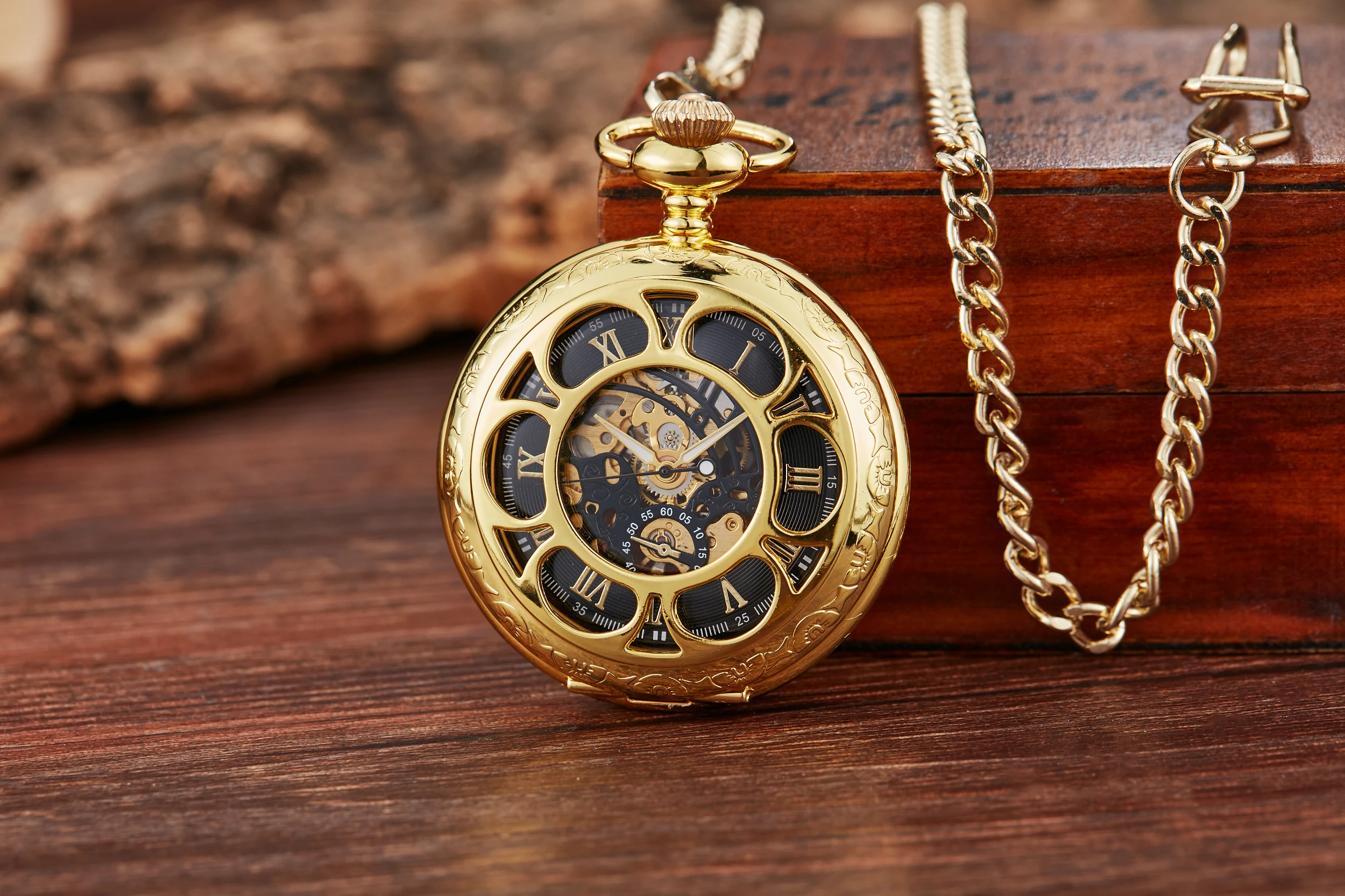 Retro classic mechanical pocket watch luminous petals hollowed out flip cover manual winding men women mechanical pocket watch