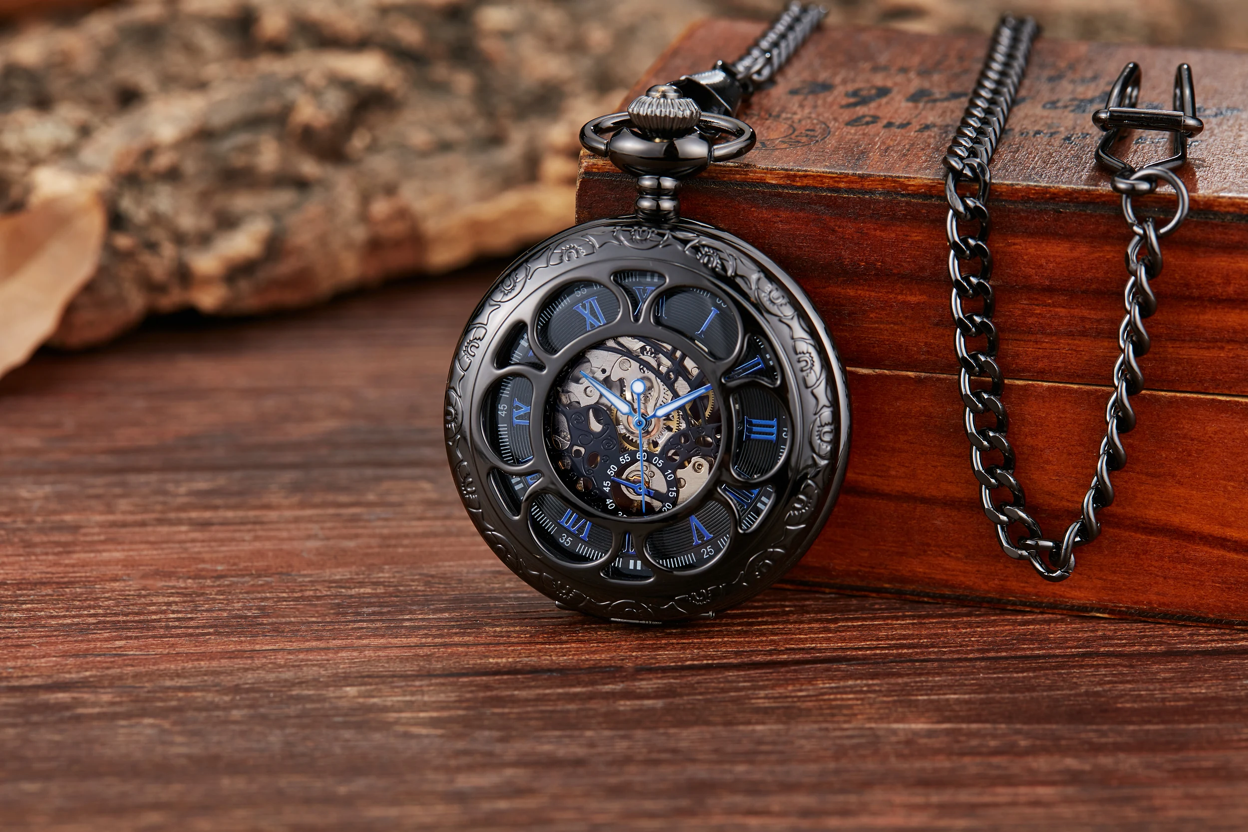 Retro classic mechanical pocket watch luminous petals hollowed out flip cover manual winding men women mechanical pocket watch