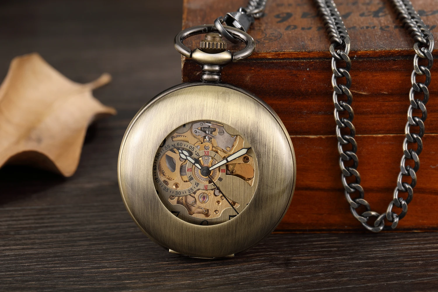 Vintage Luxury Mechanical Pocket Watch Classic Flip Cover Luminous Hollow Out Manual Winding Men Women Mechanical Pocket Watch
