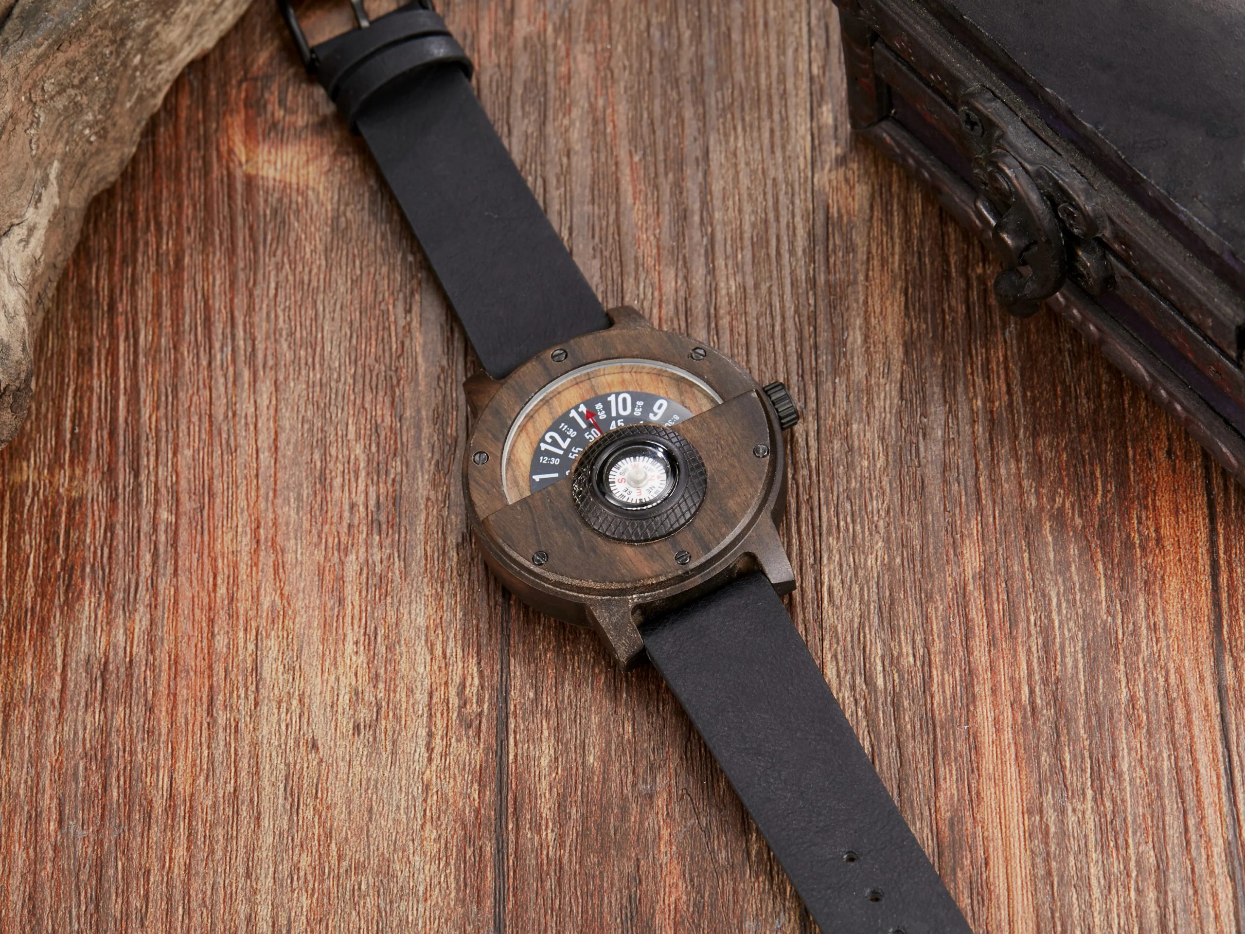 2025 New personalized creative wooden watch men quartz watches relojes para hombres relogio masculino