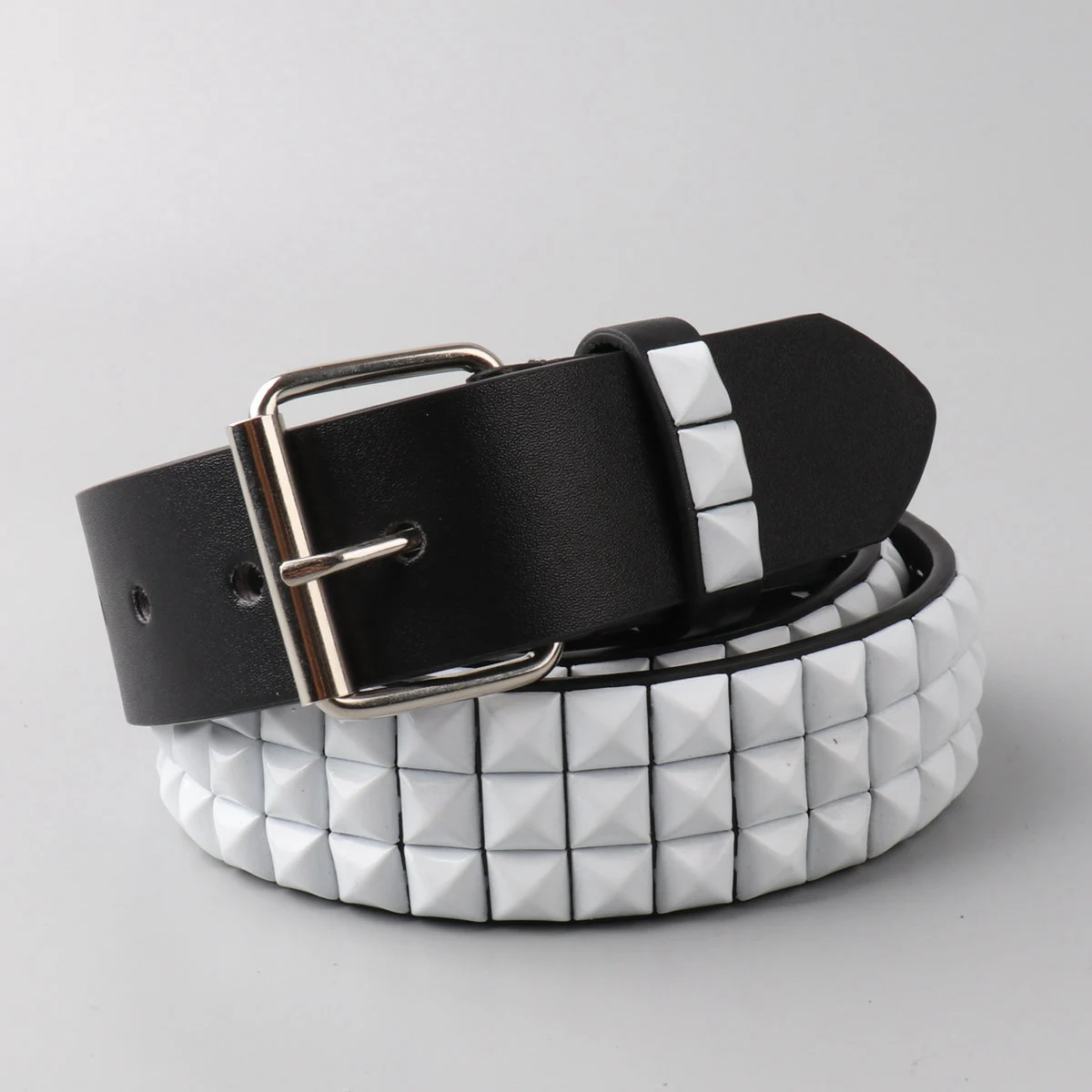 Fashion men's metal pin buckle PU riveted belt