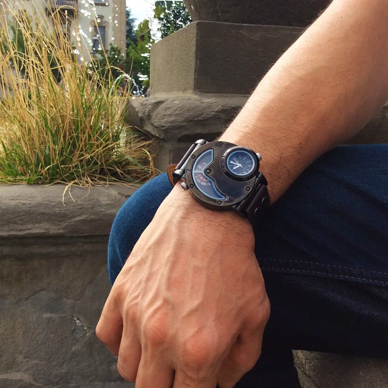 Oulm Designer Brand Luxury Watches For Men Dual Time Quartz Watch Casual Man Leather Watch Sport Male Clock relogio masculino