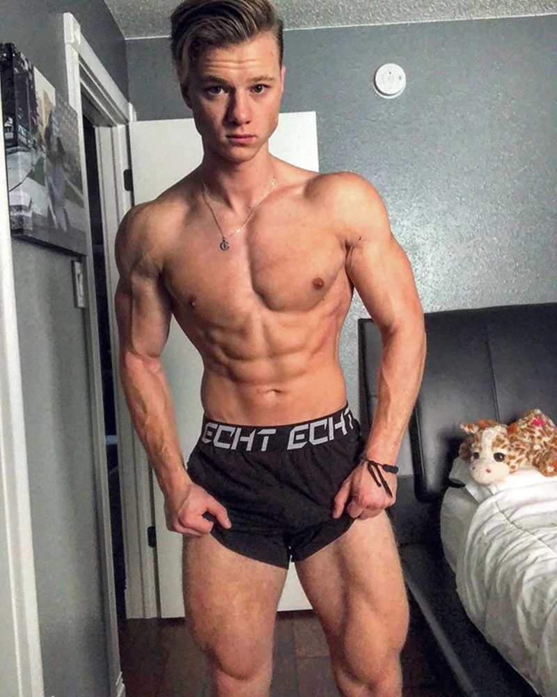 New Men Fitness Bodybuilding Shorts Man Summer Gyms Workout Male Breathable  Quick Dry Sportswear Jogger Beach Short Pants