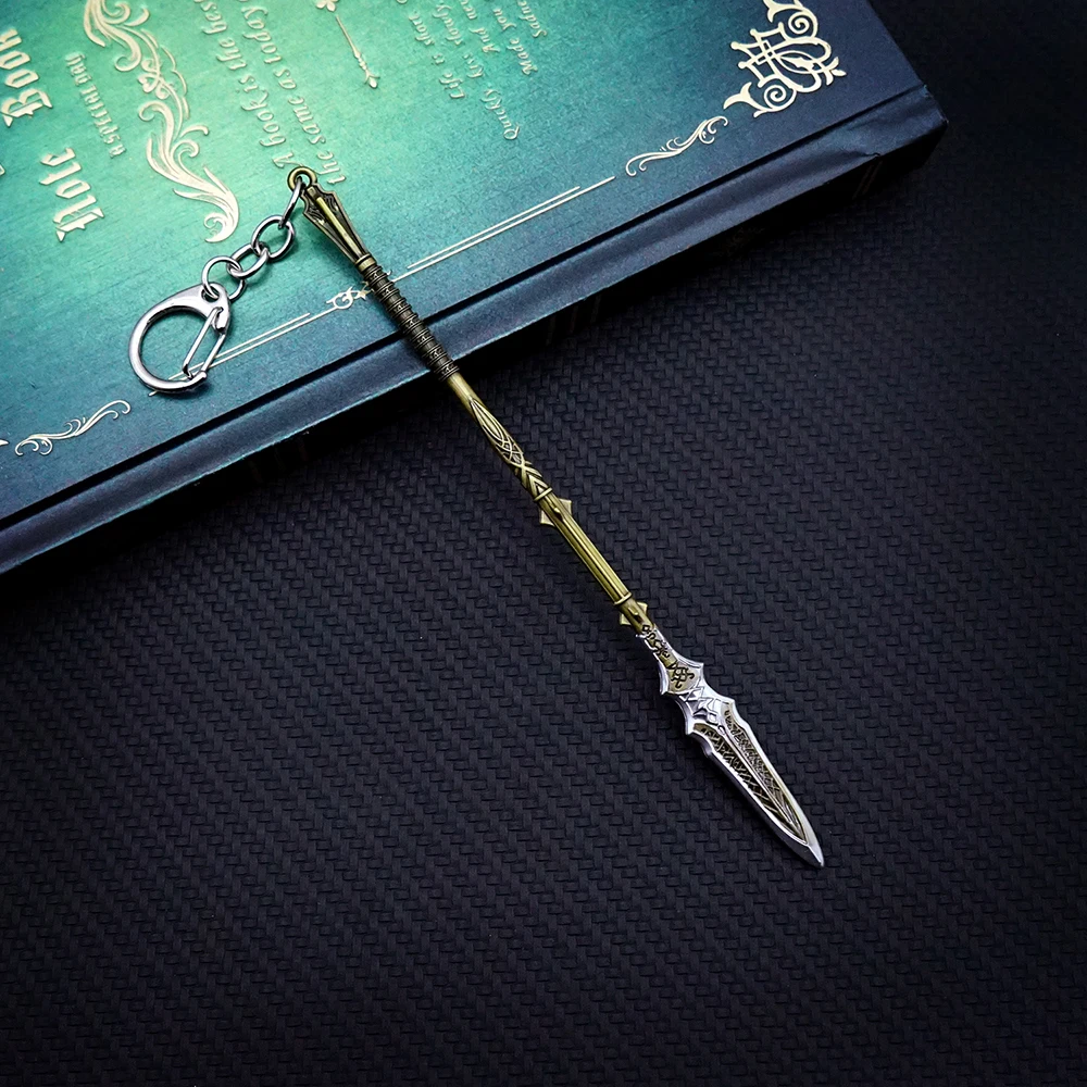 God of War 5 Ragnarok Keychain Draupnir Spear Key Chain Kratos Weapon Keyring Keychains for Men Game Key Ring Pendant llaveros