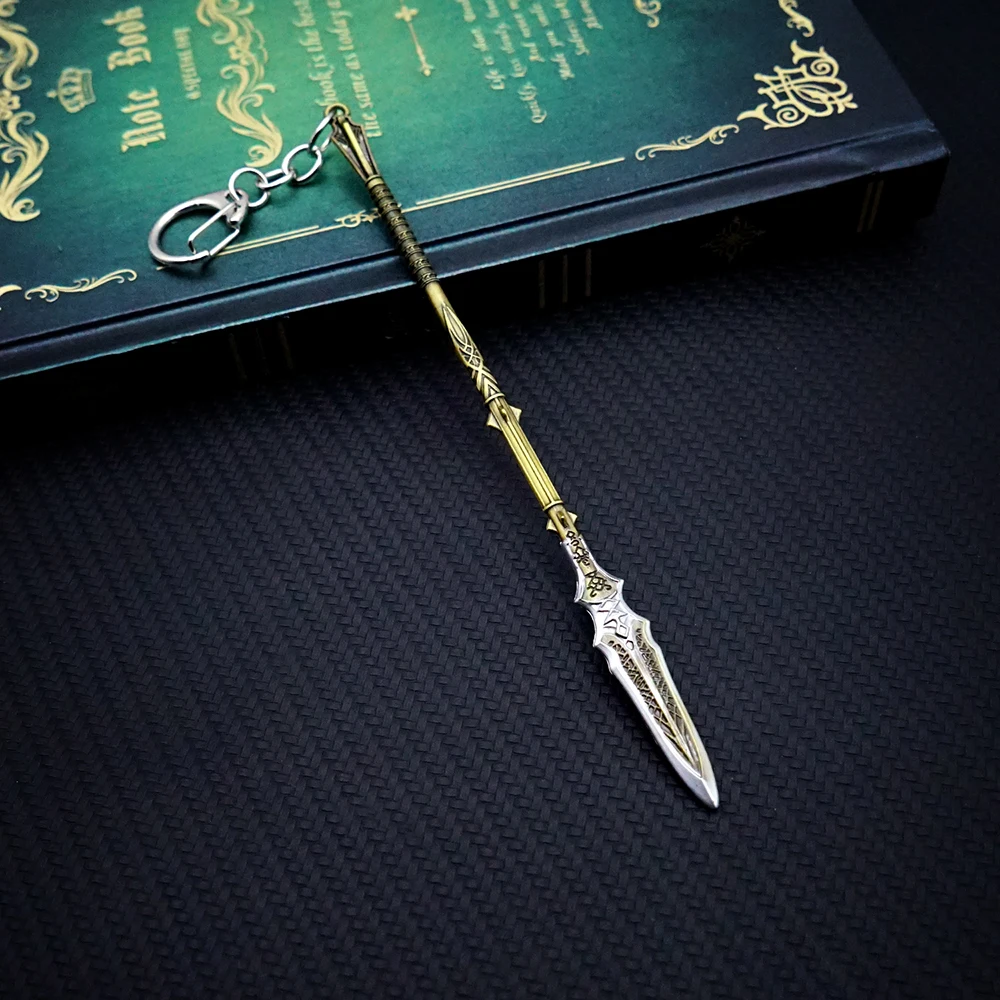 God of War 5 Ragnarok Keychain Draupnir Spear Key Chain Kratos Weapon Keyring Keychains for Men Game Key Ring Pendant llaveros