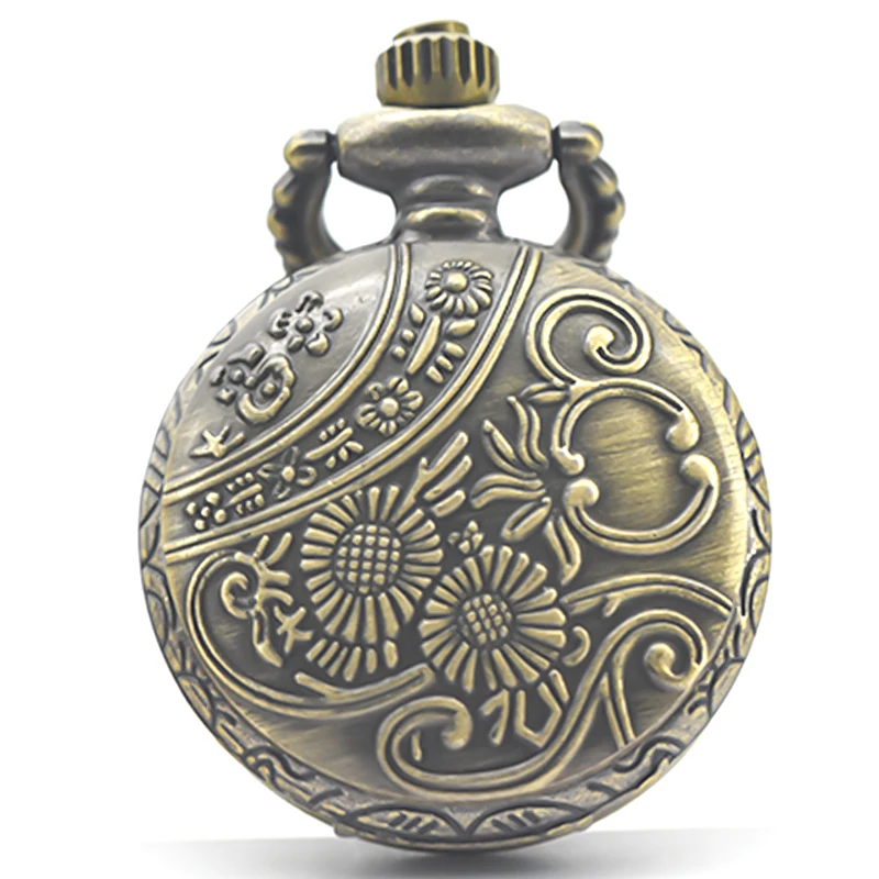 Small Vintage Bronze Steampunk Gear Carved Trumpet Quartz Pocket Watch Necklace Pendant Clock Chain Men Women Chain Gift